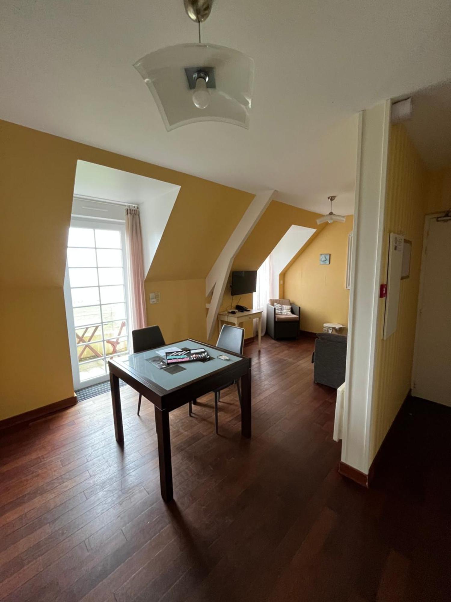 Breiz Armor Otel Pouldreuzic Oda fotoğraf